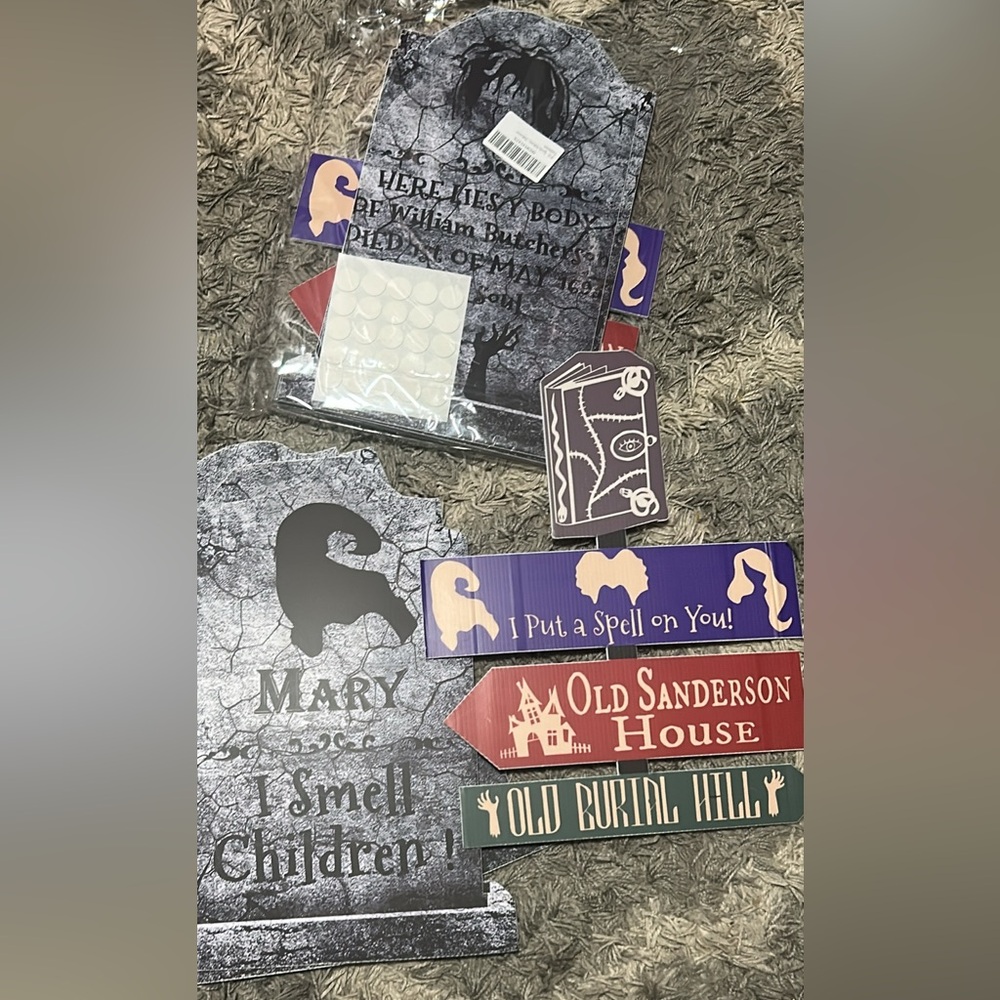Hocus pocus yard signs
